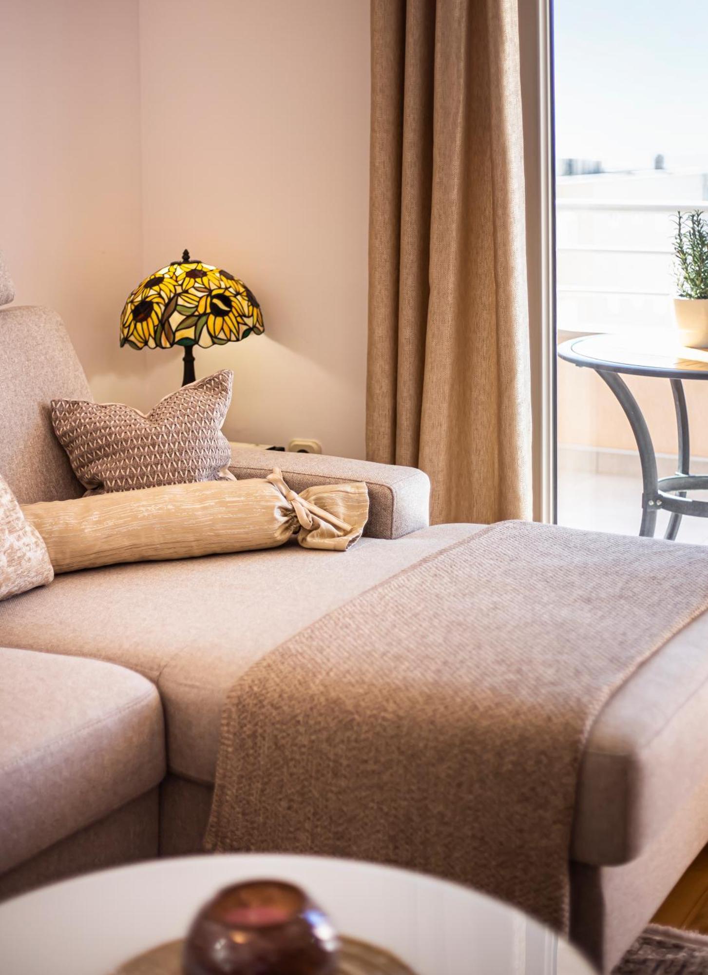 Apartment Anita With Amazing Sea View Makarska Extérieur photo
