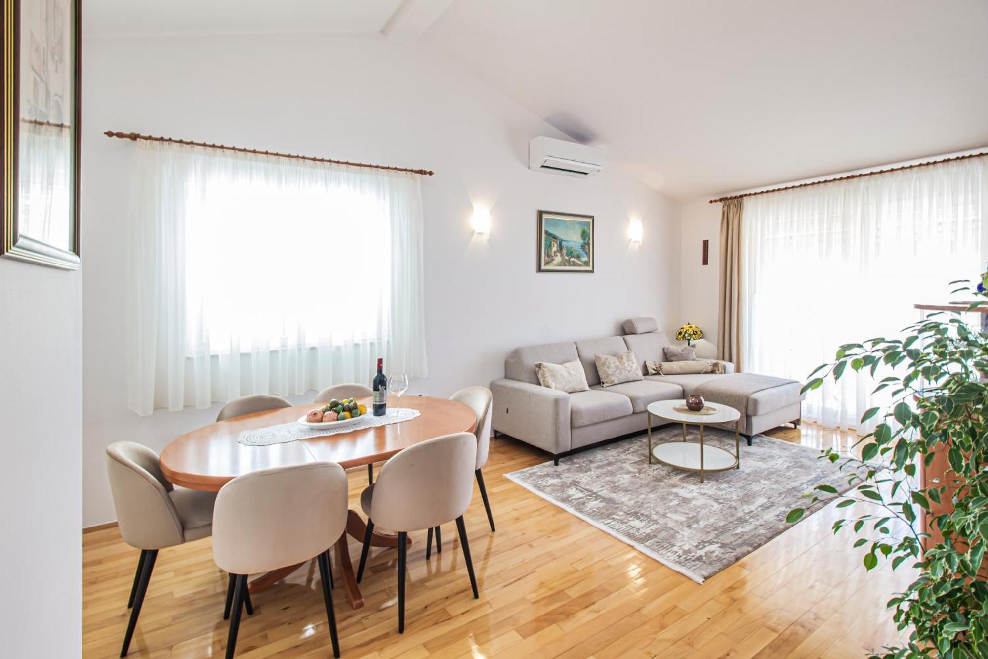 Apartment Anita With Amazing Sea View Makarska Extérieur photo