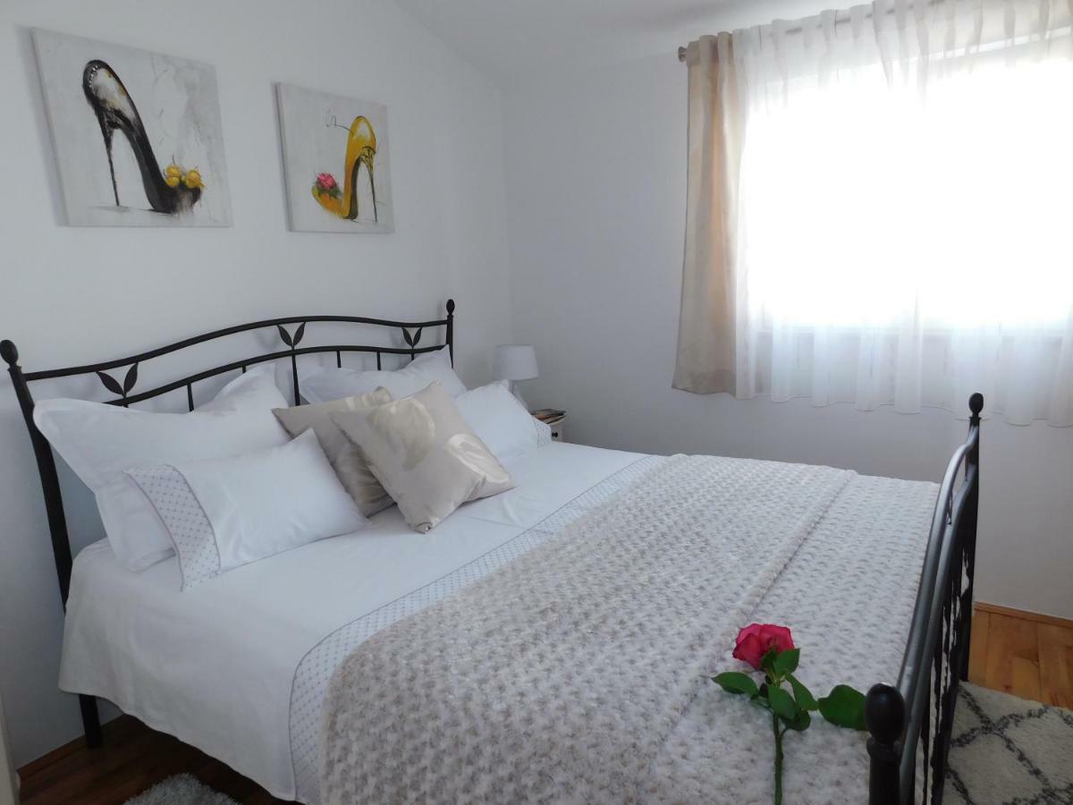 Apartment Anita With Amazing Sea View Makarska Extérieur photo